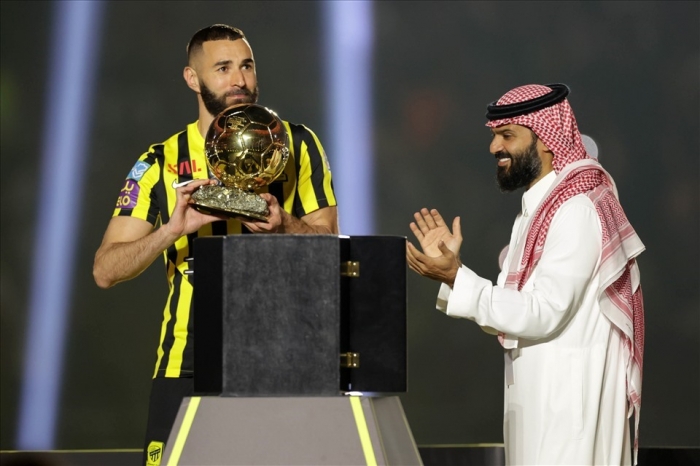 Cơ hội săn sát thủ: Man United chuyển hướng sang Benzema